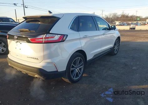 2020 Ford Edge Titanium z USA, uszkodzony, nr VIN 2FMPK3K93LBB31525